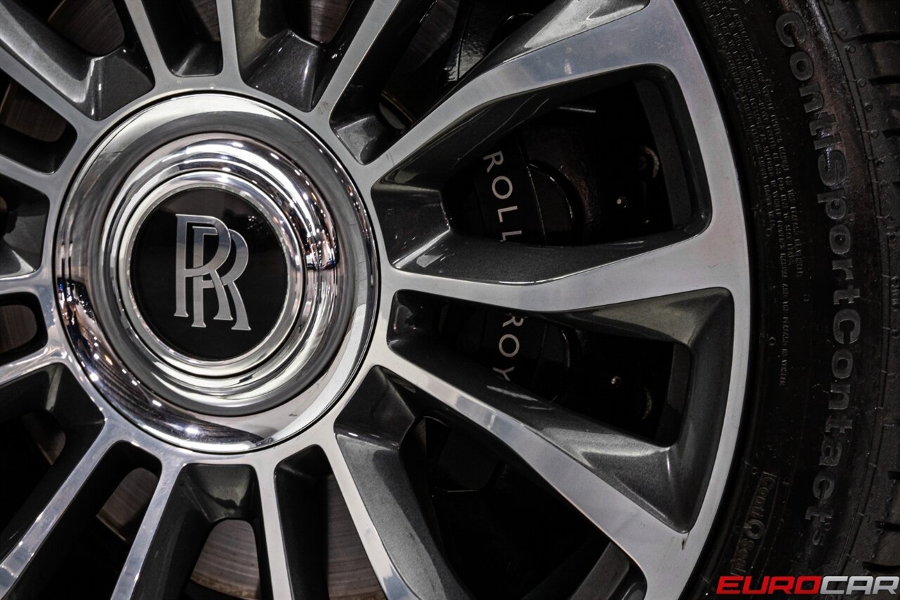 2019 Rolls-Royce Dawn  *TRI-COLOR BESPOKE DESIGN * RARE INTERIOR* - Photo 22 - Costa Mesa, CA 92626