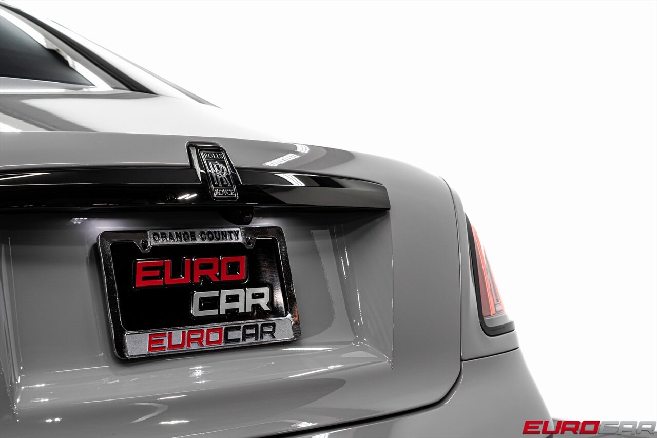 2025 Rolls-Royce Black Badge Ghost *BESPOKE INTERIOR * DUALITY TWILL SEATS * FULL BODY PPF* - Photo 20 - Costa Mesa, CA 92626