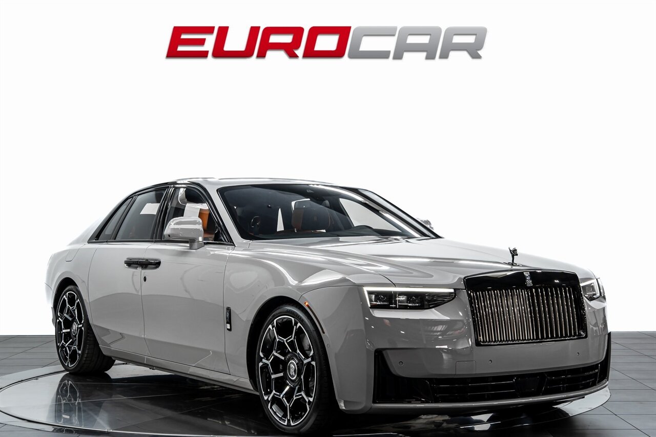 2025 Rolls-Royce Black Badge Ghost *BESPOKE INTERIOR * DUALITY TWILL SEATS * FULL BODY PPF* - Photo 9 - Costa Mesa, CA 92626