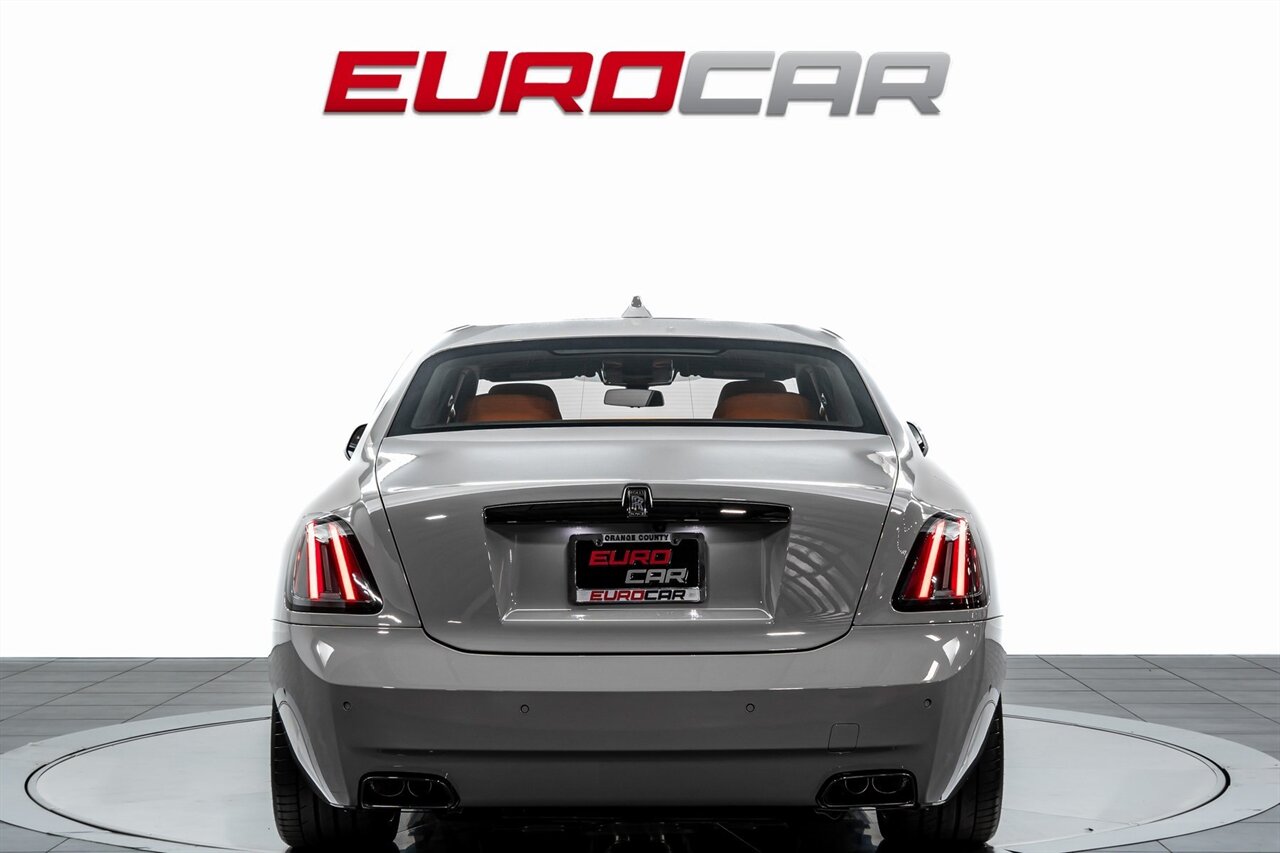 2025 Rolls-Royce Black Badge Ghost *BESPOKE INTERIOR * DUALITY TWILL SEATS * FULL BODY PPF* - Photo 5 - Costa Mesa, CA 92626