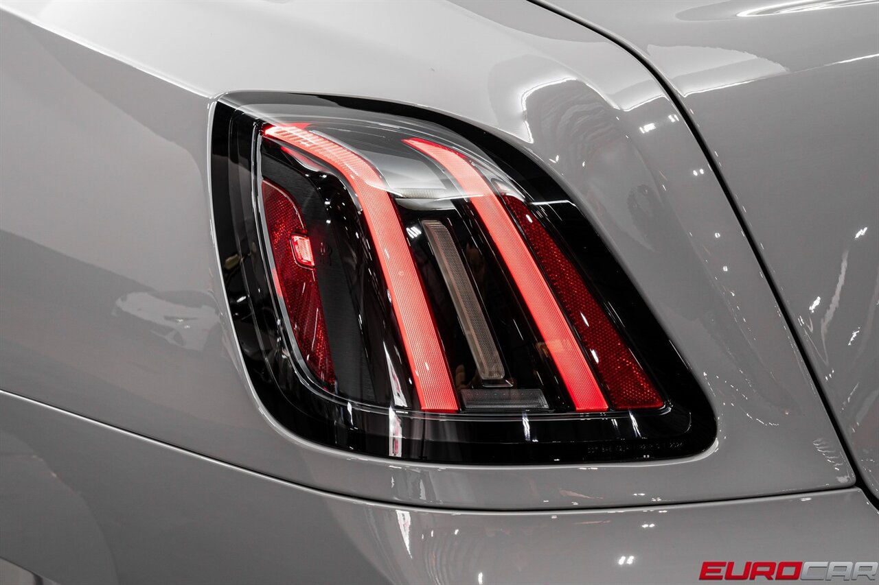 2025 Rolls-Royce Black Badge Ghost *BESPOKE INTERIOR * DUALITY TWILL SEATS * FULL BODY PPF* - Photo 19 - Costa Mesa, CA 92626