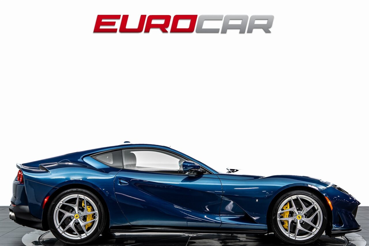 2020 Ferrari 812 Superfast - Photo 6 - Costa Mesa, CA 92626