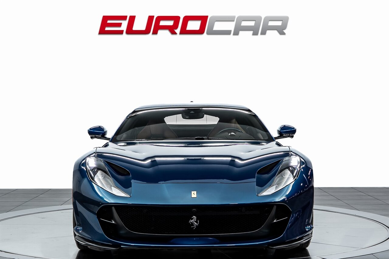 2020 Ferrari 812 Superfast - Photo 8 - Costa Mesa, CA 92626