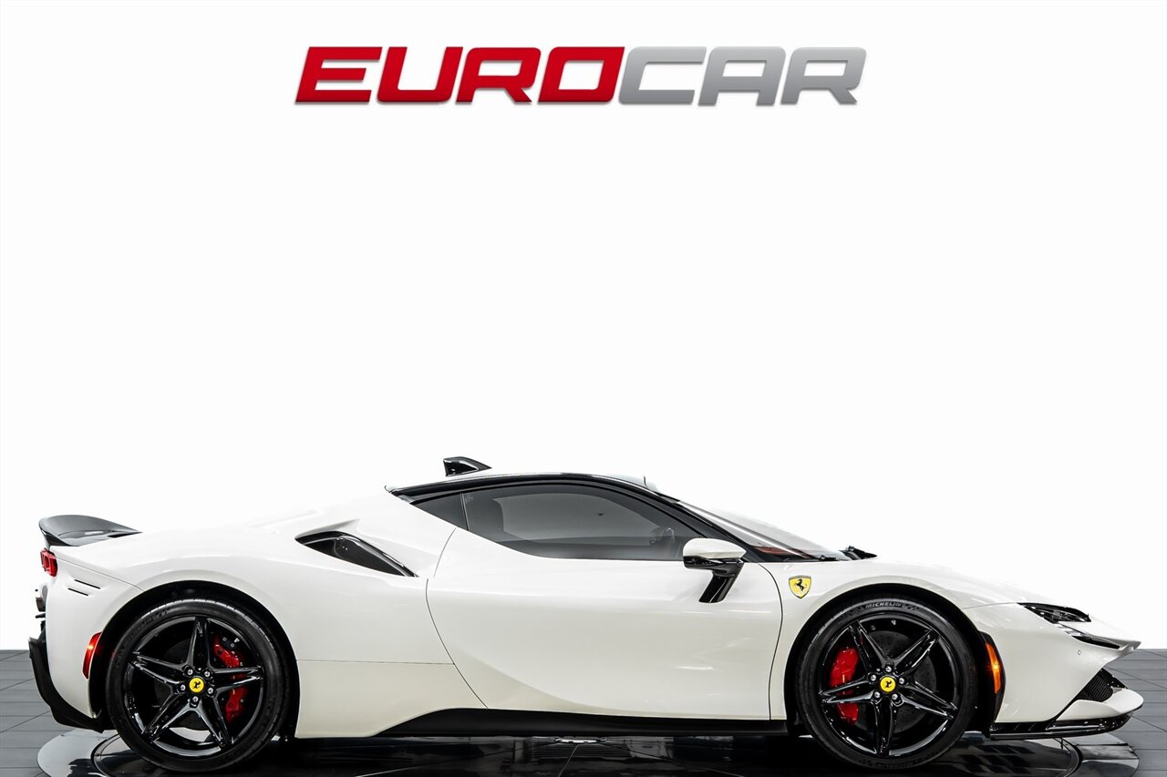 2022 Ferrari SF90 Stradale *HUGE CARBON OPTIONS * FRONT PPF*   - Photo 6 - Costa Mesa, CA 92626