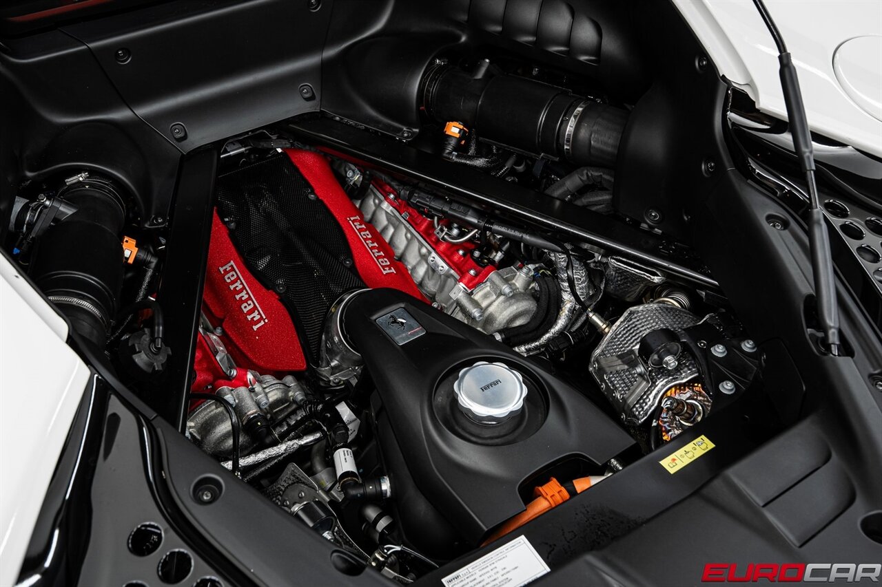 2022 Ferrari SF90 Stradale *HUGE CARBON OPTIONS * FRONT PPF*   - Photo 26 - Costa Mesa, CA 92626