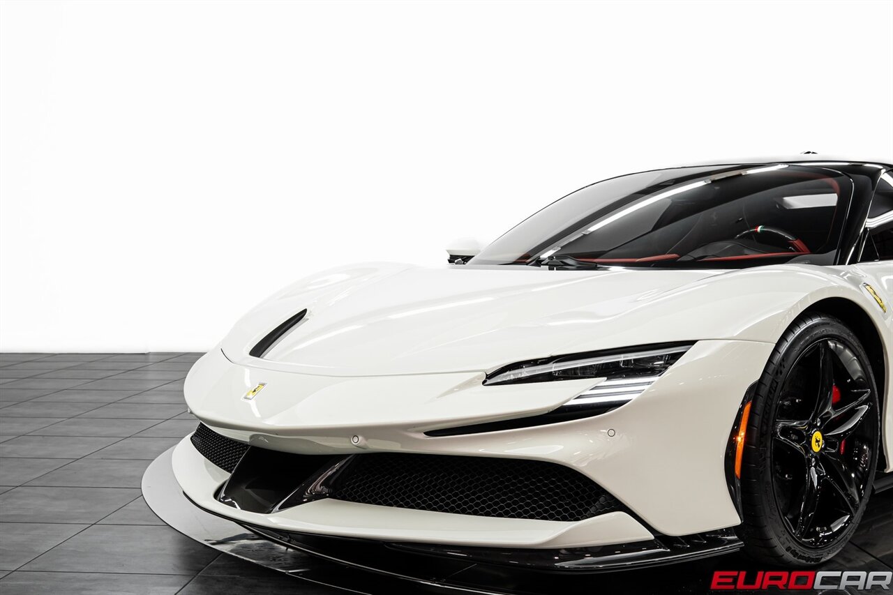 2022 Ferrari SF90 Stradale *HUGE CARBON OPTIONS * FRONT PPF*   - Photo 19 - Costa Mesa, CA 92626
