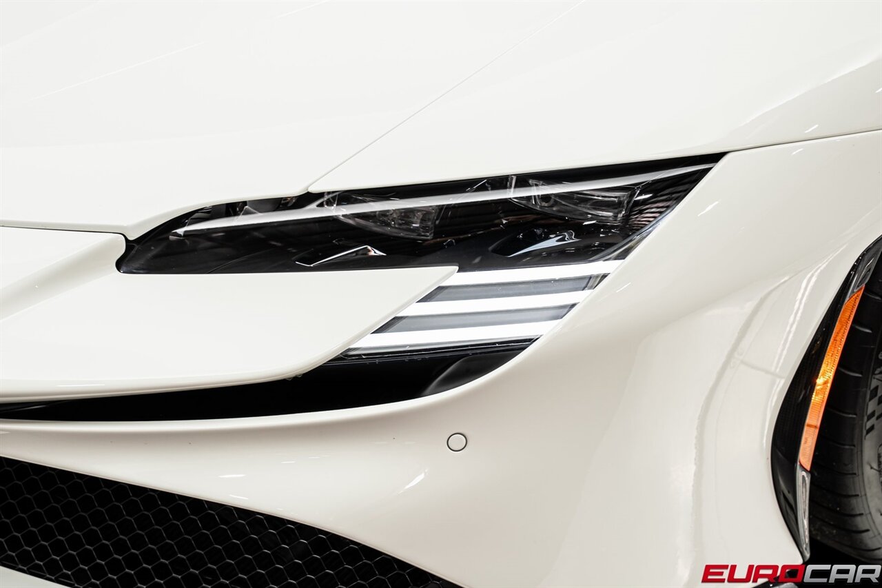 2022 Ferrari SF90 Stradale *HUGE CARBON OPTIONS * FRONT PPF*   - Photo 14 - Costa Mesa, CA 92626