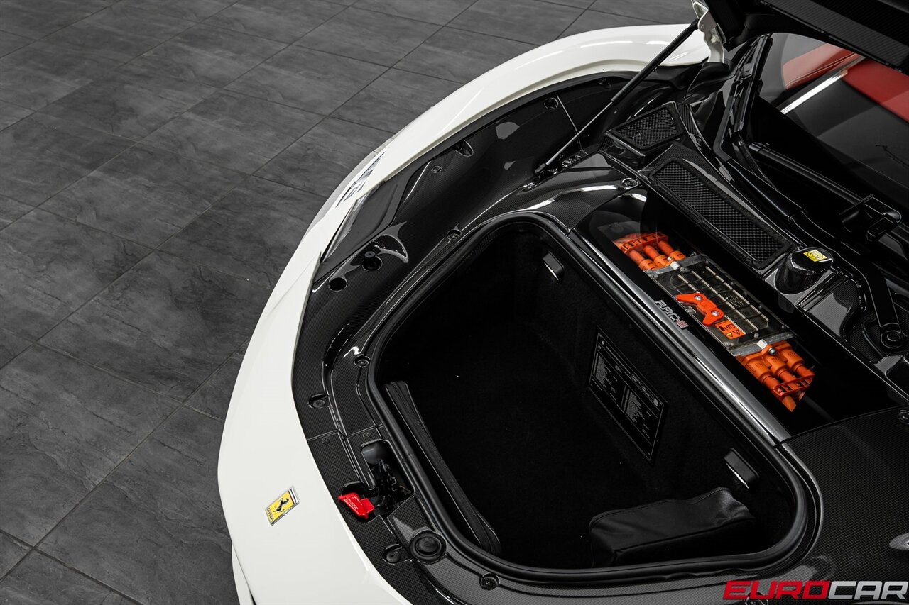 2022 Ferrari SF90 Stradale *HUGE CARBON OPTIONS * FRONT PPF*   - Photo 11 - Costa Mesa, CA 92626