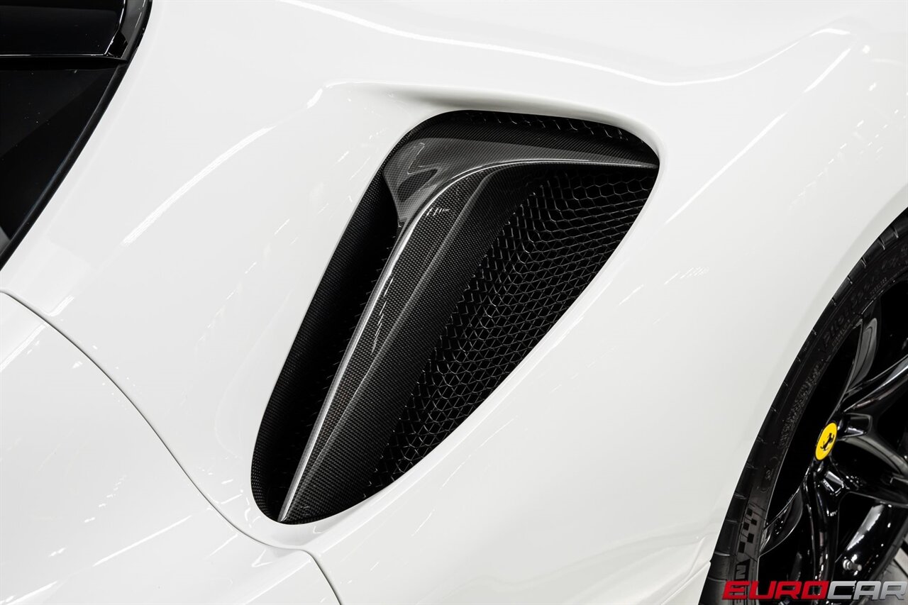 2022 Ferrari SF90 Stradale *HUGE CARBON OPTIONS * FRONT PPF*   - Photo 22 - Costa Mesa, CA 92626