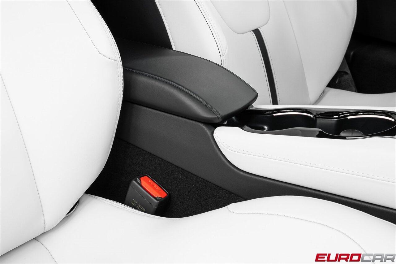 2025 Lotus Emira *6-SPEED MANUAL * NEW CAR*  *6-SPEED MANUAL * NEW CAR* - Photo 36 - Costa Mesa, CA 92626