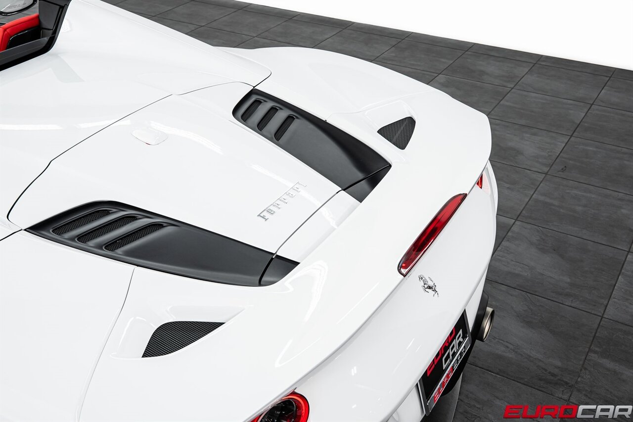 2023 Ferrari F8 Spider   - Photo 22 - Costa Mesa, CA 92626