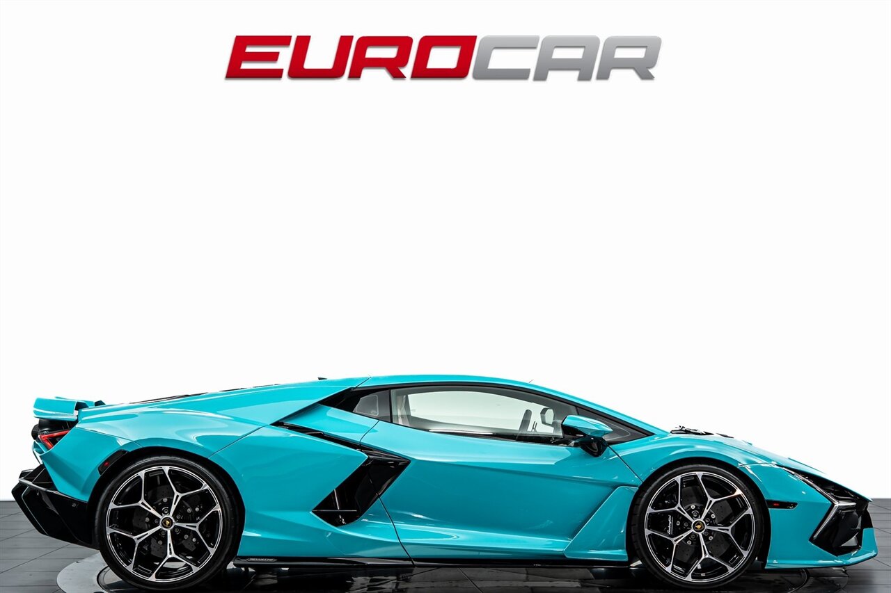 2024 Lamborghini Revuelto Base *HIGH GLOSS STYLE PACKAGE * PASSENGER DISPLAY - Photo 6 - Costa Mesa, CA 92626
