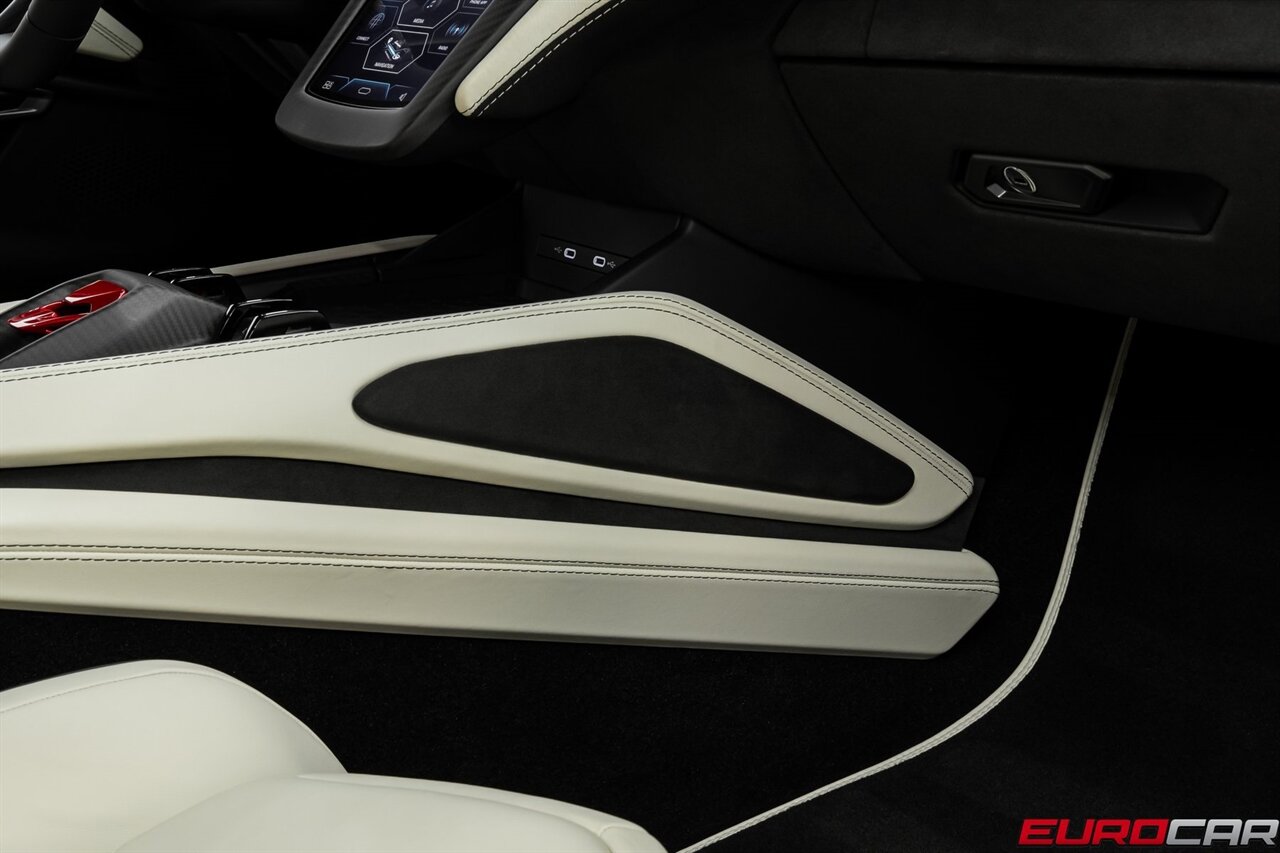 2024 Lamborghini Revuelto Base *HIGH GLOSS STYLE PACKAGE * PASSENGER DISPLAY - Photo 43 - Costa Mesa, CA 92626