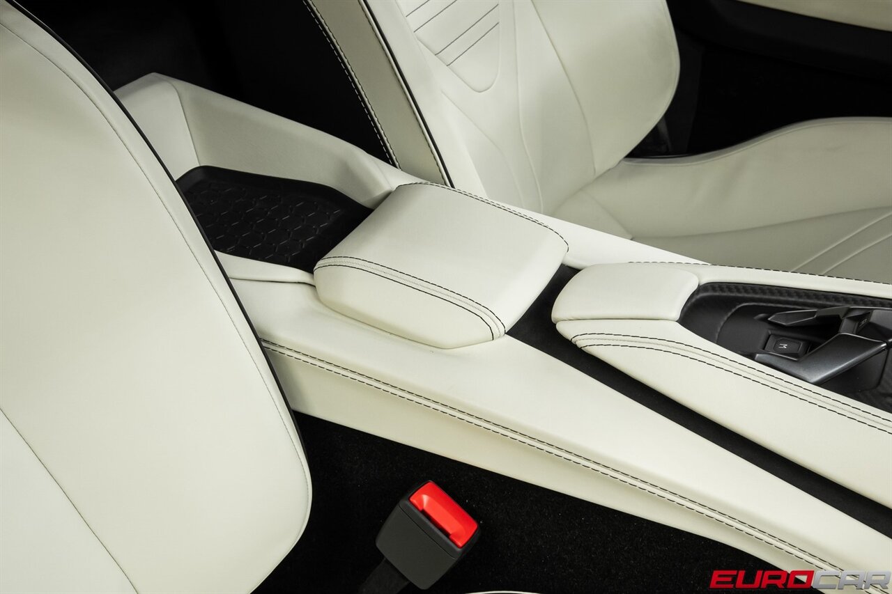 2024 Lamborghini Revuelto Base *HIGH GLOSS STYLE PACKAGE * PASSENGER DISPLAY - Photo 42 - Costa Mesa, CA 92626