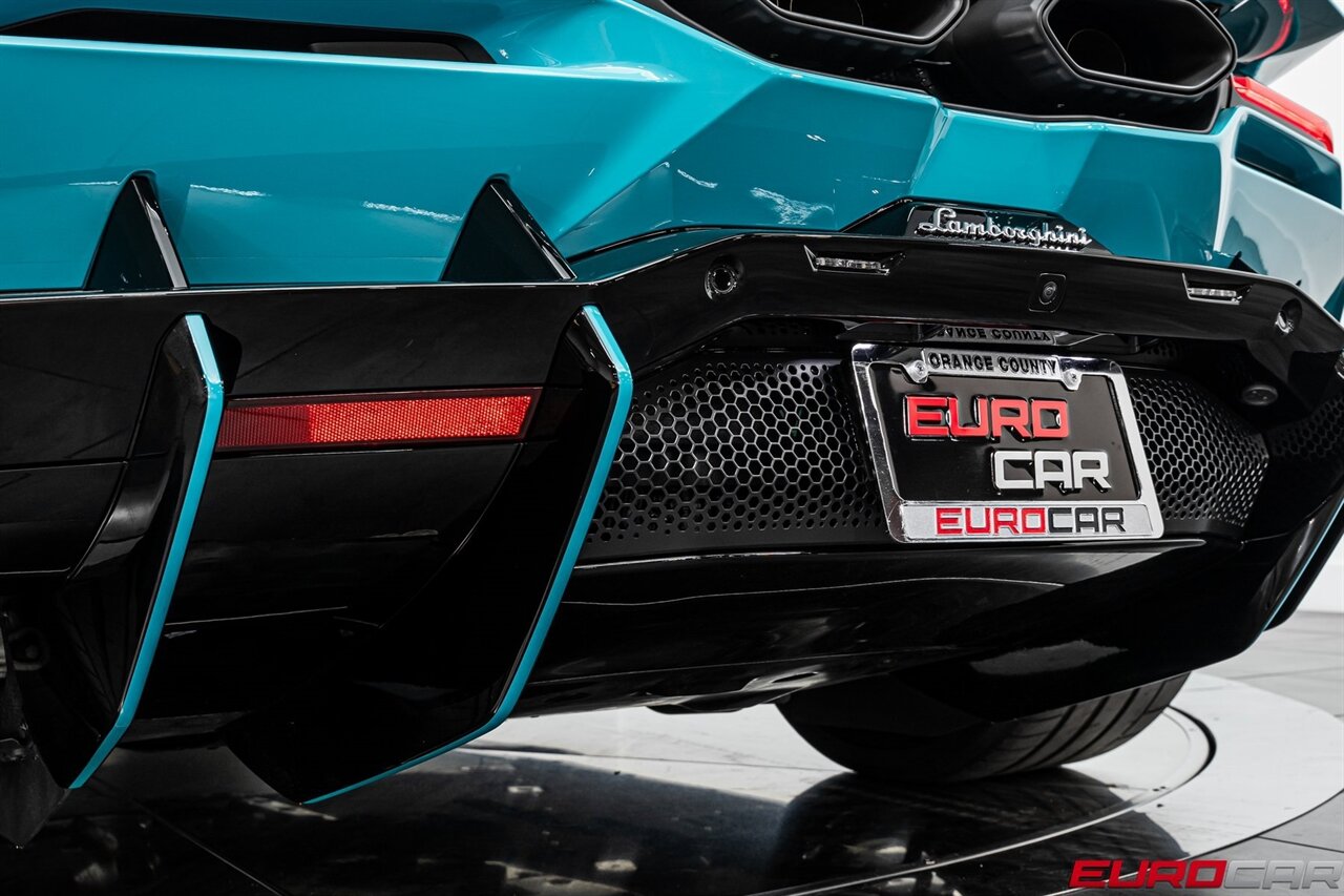 2024 Lamborghini Revuelto Base *HIGH GLOSS STYLE PACKAGE * PASSENGER DISPLAY - Photo 26 - Costa Mesa, CA 92626