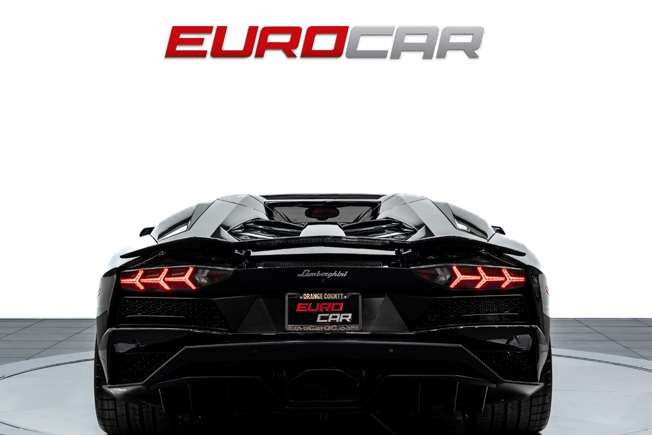 2019 Lamborghini Aventador LP 740-4 S Roadster *STUNNING RED INTERIOR * ONLY 6K PAMPERED MILES* - Photo 5 - Costa Mesa, CA 92626