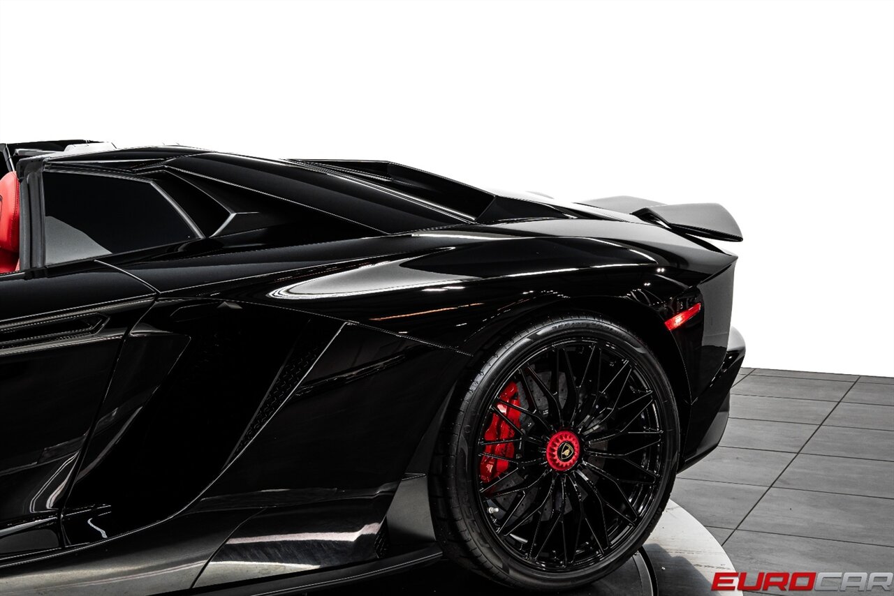 2019 Lamborghini Aventador LP 740-4 S Roadster *STUNNING RED INTERIOR * ONLY 6K PAMPERED MILES* - Photo 18 - Costa Mesa, CA 92626