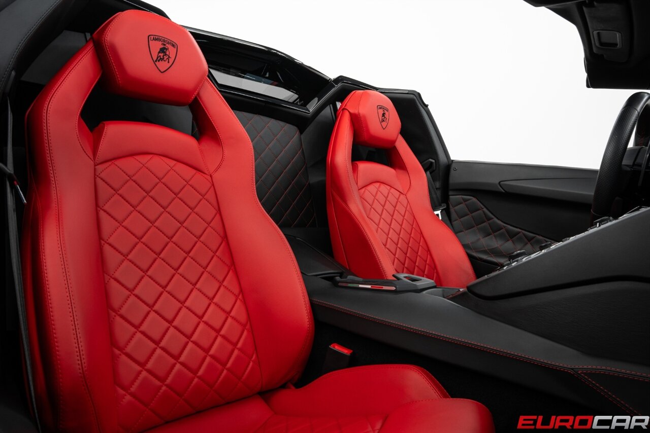 2019 Lamborghini Aventador LP 740-4 S Roadster *STUNNING RED INTERIOR * ONLY 6K PAMPERED MILES* - Photo 42 - Costa Mesa, CA 92626
