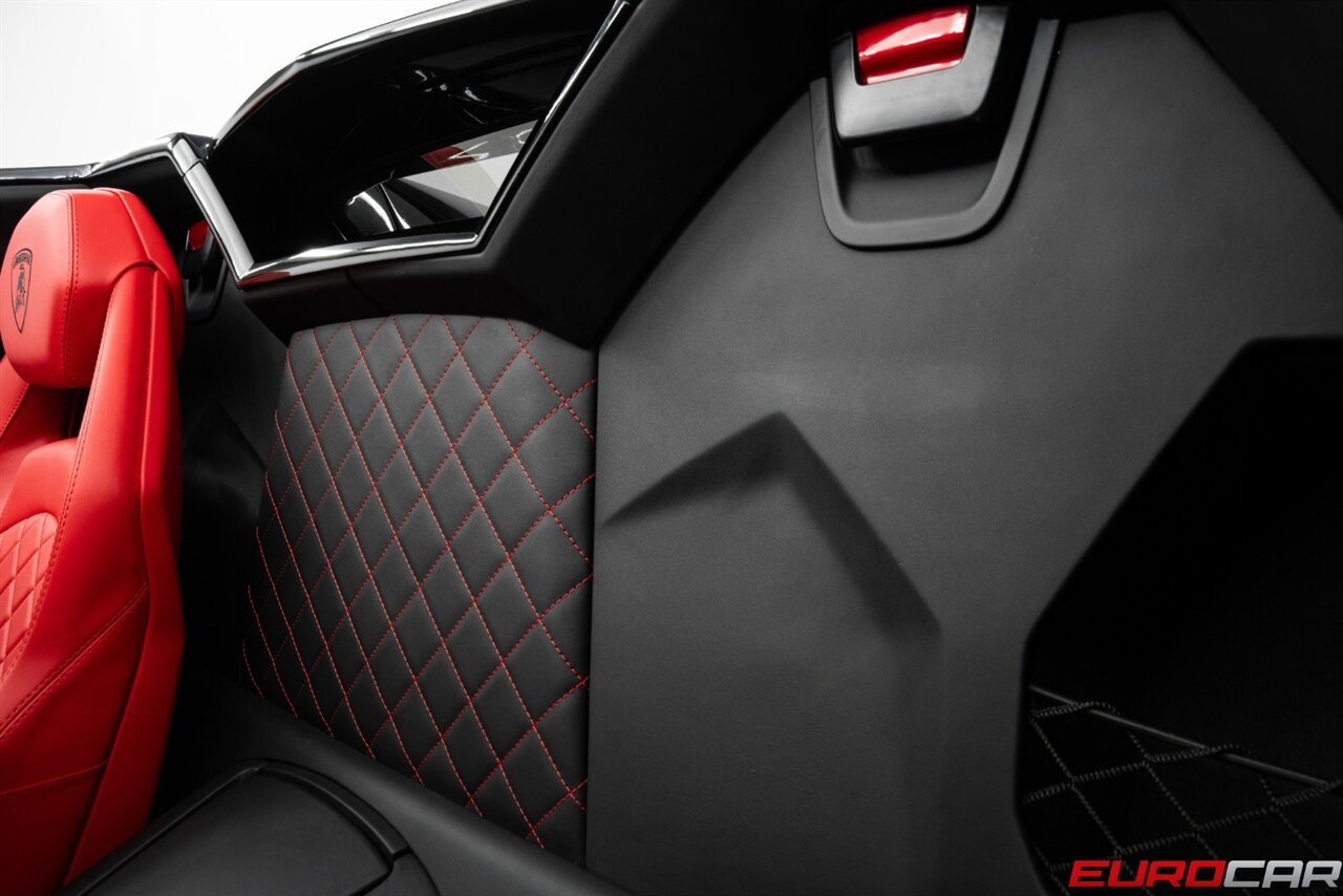2019 Lamborghini Aventador LP 740-4 S Roadster *STUNNING RED INTERIOR * ONLY 6K PAMPERED MILES* - Photo 43 - Costa Mesa, CA 92626