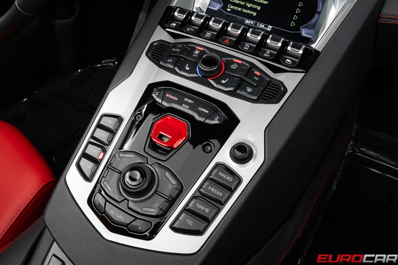 2019 Lamborghini Aventador LP 740-4 S Roadster *STUNNING RED INTERIOR * ONLY 6K PAMPERED MILES* - Photo 36 - Costa Mesa, CA 92626