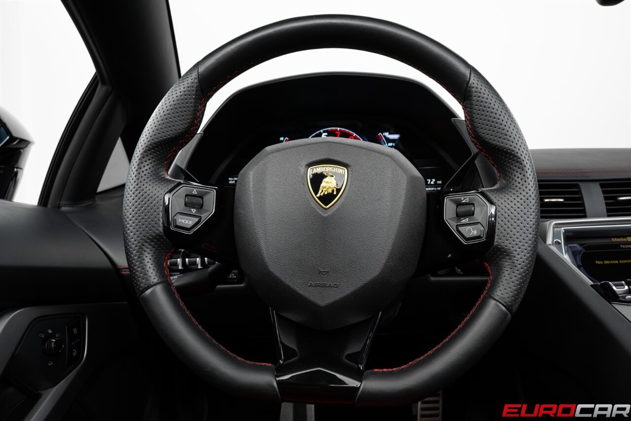 2019 Lamborghini Aventador LP 740-4 S Roadster *STUNNING RED INTERIOR * ONLY 6K PAMPERED MILES* - Photo 32 - Costa Mesa, CA 92626