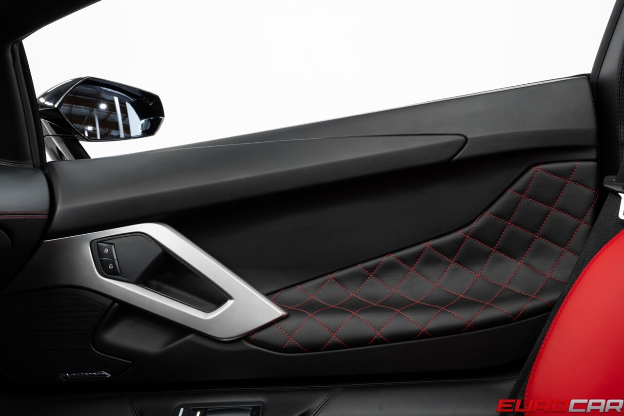 2019 Lamborghini Aventador LP 740-4 S Roadster *STUNNING RED INTERIOR * ONLY 6K PAMPERED MILES* - Photo 28 - Costa Mesa, CA 92626