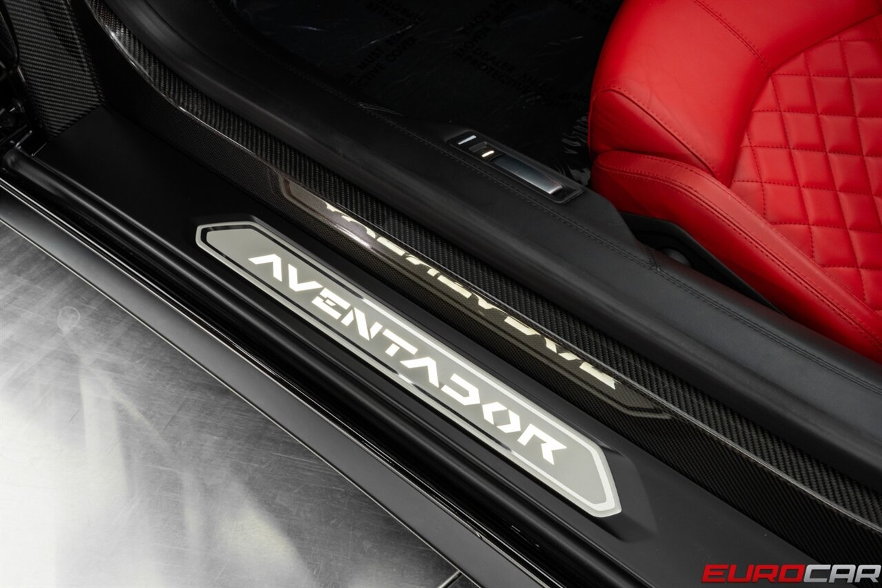 2019 Lamborghini Aventador LP 740-4 S Roadster *STUNNING RED INTERIOR * ONLY 6K PAMPERED MILES* - Photo 48 - Costa Mesa, CA 92626