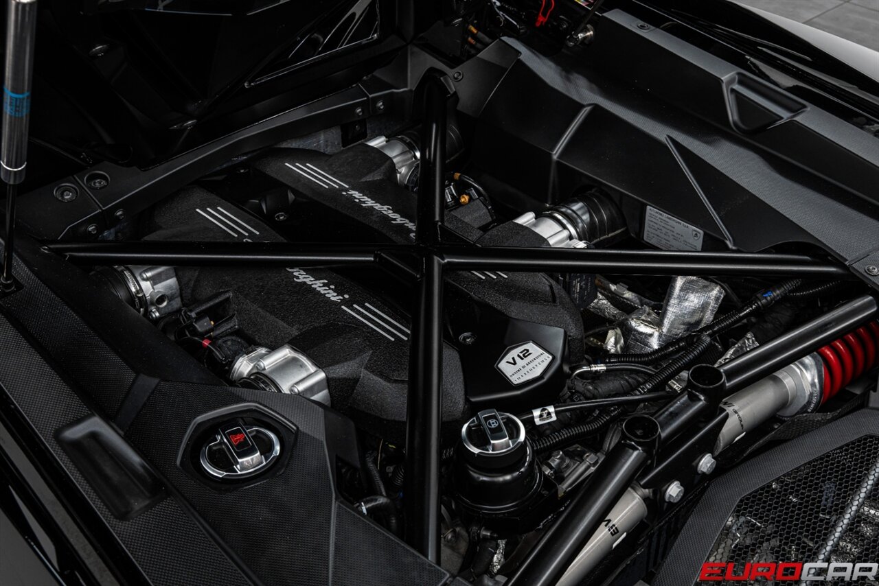 2019 Lamborghini Aventador LP 740-4 S Roadster *STUNNING RED INTERIOR * ONLY 6K PAMPERED MILES* - Photo 22 - Costa Mesa, CA 92626