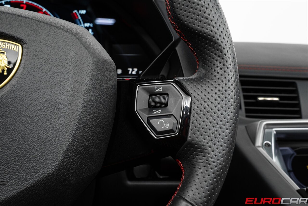 2019 Lamborghini Aventador LP 740-4 S Roadster *STUNNING RED INTERIOR * ONLY 6K PAMPERED MILES* - Photo 34 - Costa Mesa, CA 92626