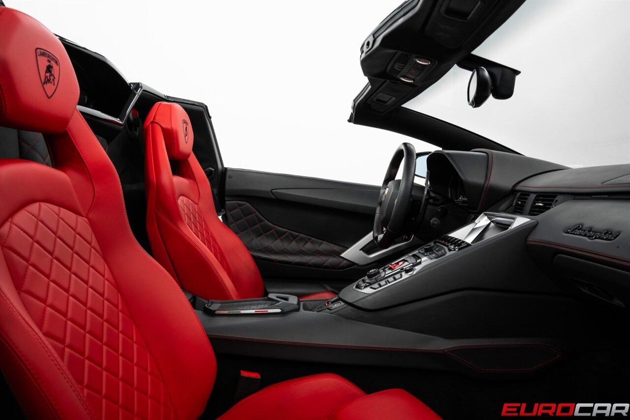 2019 Lamborghini Aventador LP 740-4 S Roadster *STUNNING RED INTERIOR * ONLY 6K PAMPERED MILES* - Photo 41 - Costa Mesa, CA 92626