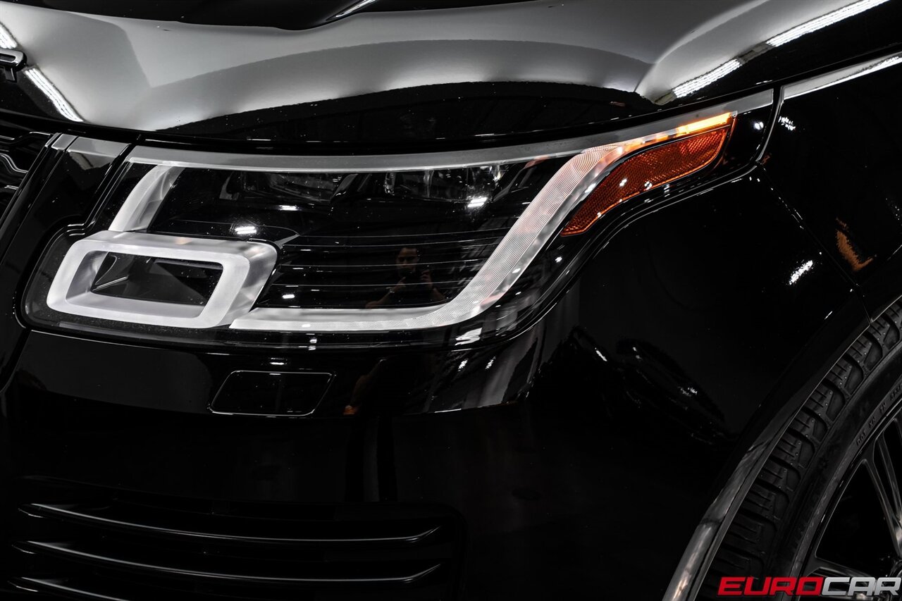 2019 Land Rover Range Rover 5.0L V8 Supercharged   - Photo 10 - Costa Mesa, CA 92626