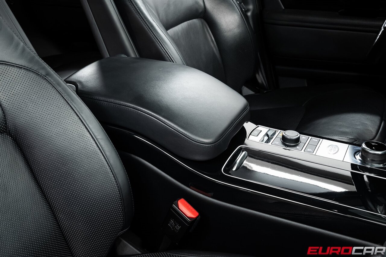 2019 Land Rover Range Rover 5.0L V8 Supercharged   - Photo 30 - Costa Mesa, CA 92626