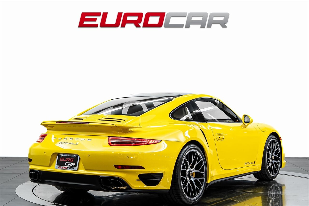 2014 Porsche 911 Turbo S *CARBON FIBER INTERIOR TRIM*   - Photo 5 - Costa Mesa, CA 92626