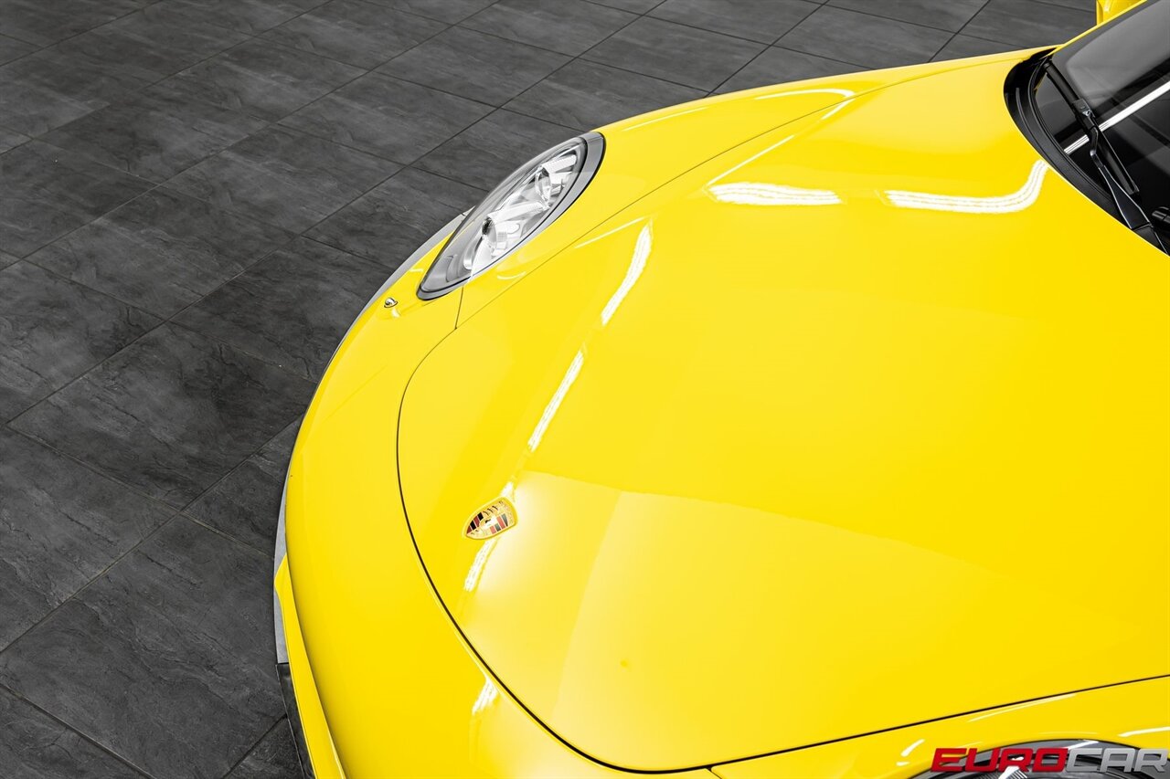 2014 Porsche 911 Turbo S *CARBON FIBER INTERIOR TRIM*   - Photo 9 - Costa Mesa, CA 92626