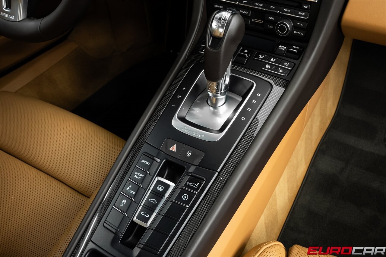 2014 Porsche 911 Turbo S *CARBON FIBER INTERIOR TRIM*   - Photo 32 - Costa Mesa, CA 92626