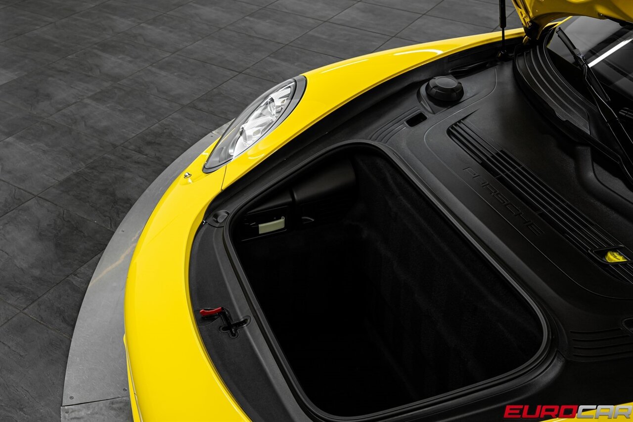 2014 Porsche 911 Turbo S *CARBON FIBER INTERIOR TRIM*   - Photo 10 - Costa Mesa, CA 92626