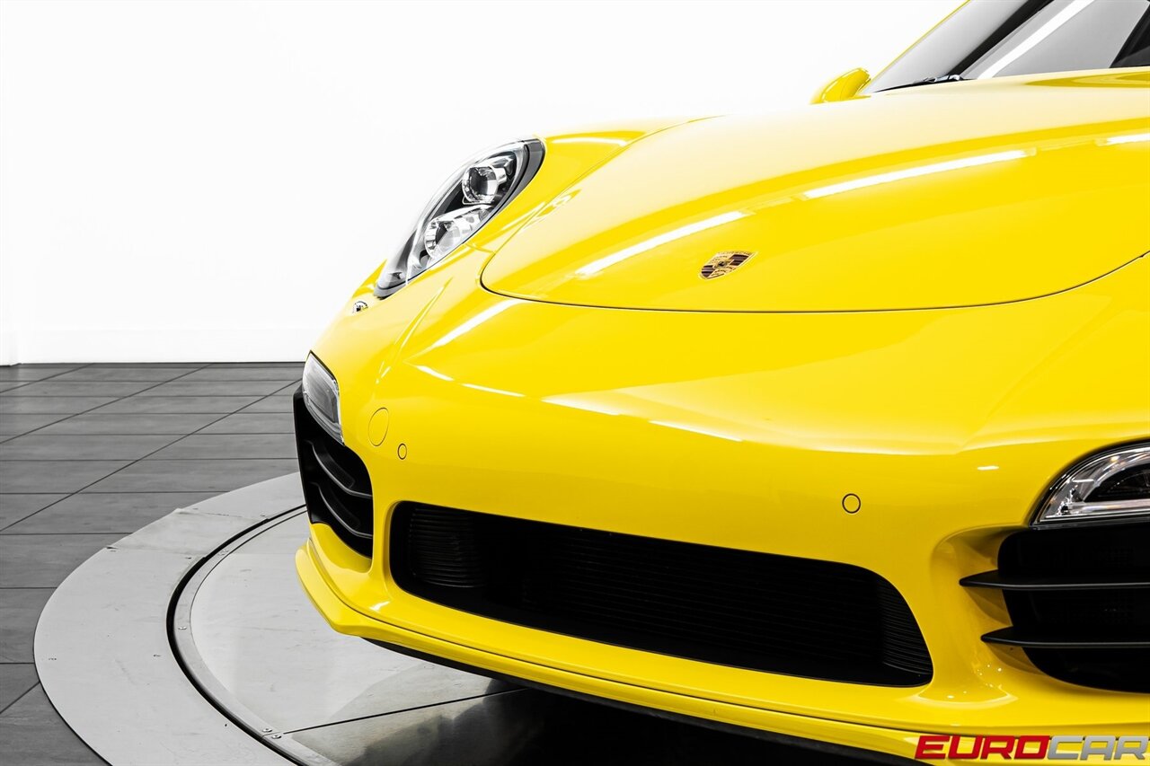 2014 Porsche 911 Turbo S *CARBON FIBER INTERIOR TRIM*   - Photo 11 - Costa Mesa, CA 92626