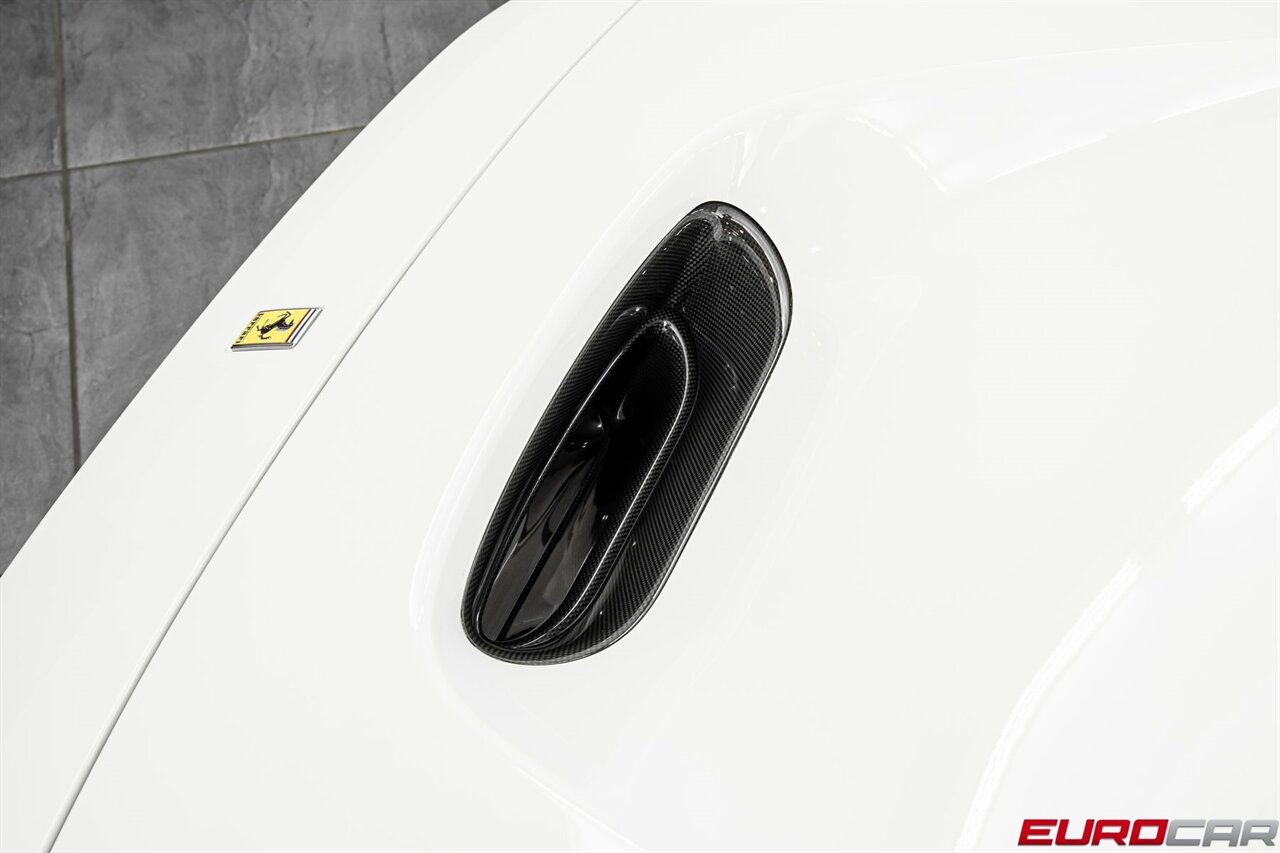 2021 Ferrari F8 Tributo Base *HUGE CARBON OPTIONS * SUSPENSION LIFTER*   - Photo 10 - Costa Mesa, CA 92626