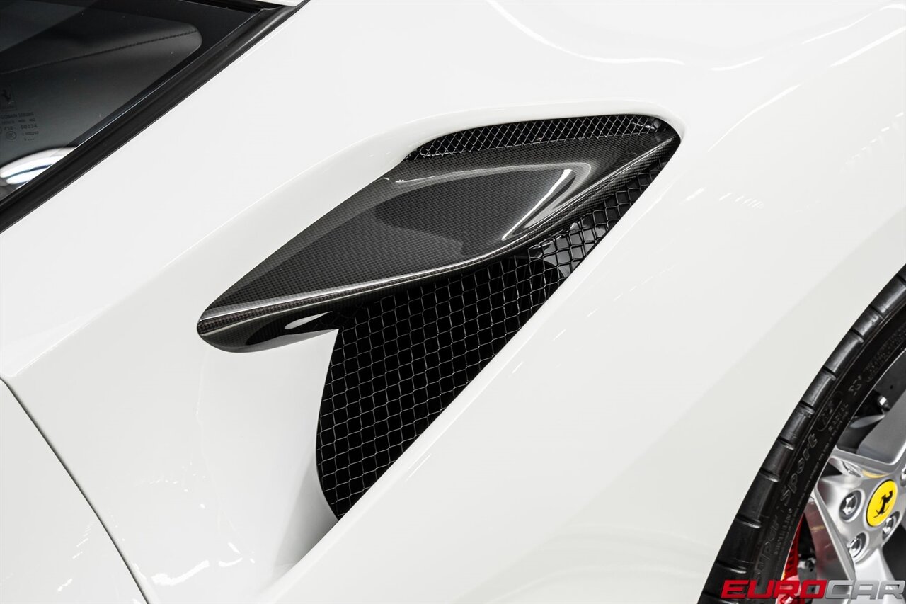 2021 Ferrari F8 Tributo Base *HUGE CARBON OPTIONS * SUSPENSION LIFTER*   - Photo 17 - Costa Mesa, CA 92626