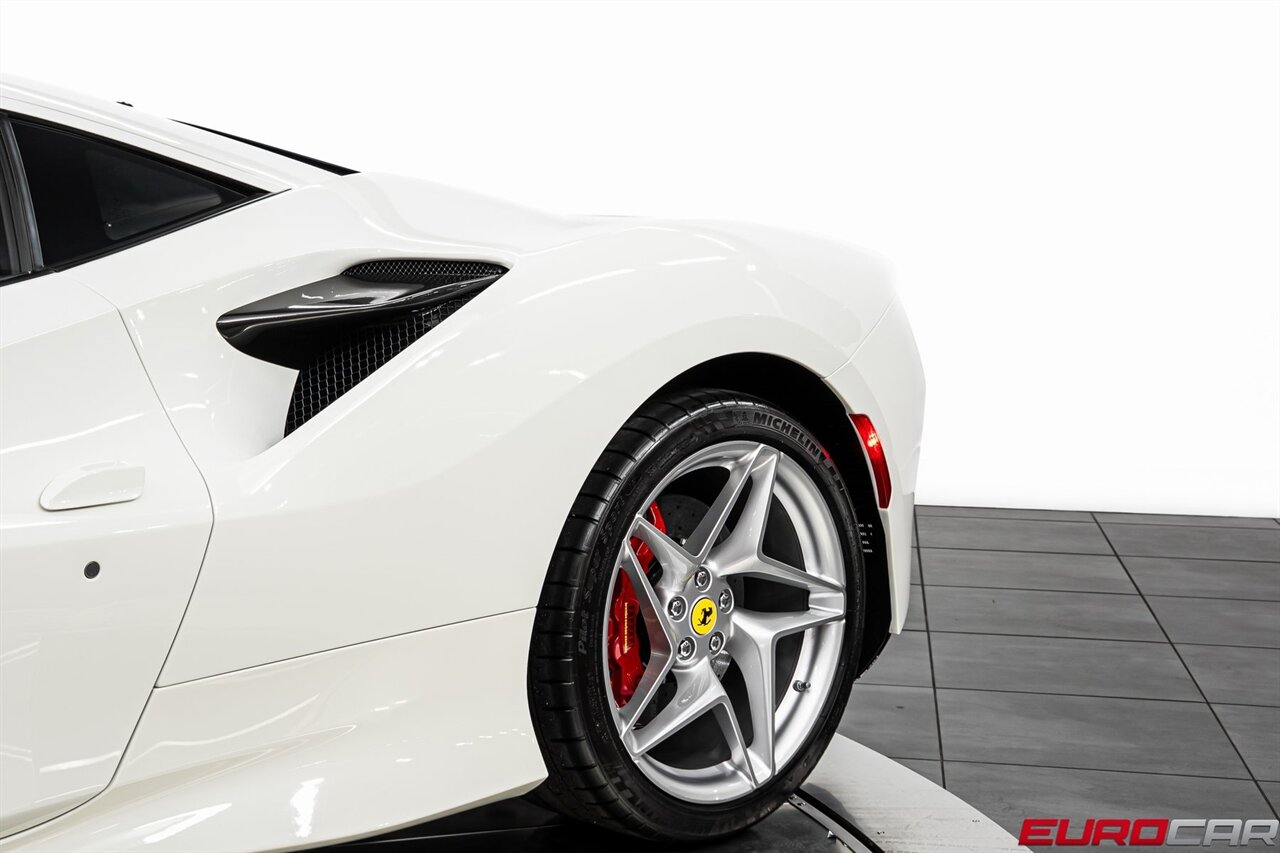 2021 Ferrari F8 Tributo Base *HUGE CARBON OPTIONS * SUSPENSION LIFTER*   - Photo 18 - Costa Mesa, CA 92626