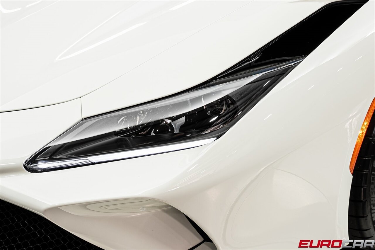 2021 Ferrari F8 Tributo Base *HUGE CARBON OPTIONS * SUSPENSION LIFTER*   - Photo 12 - Costa Mesa, CA 92626