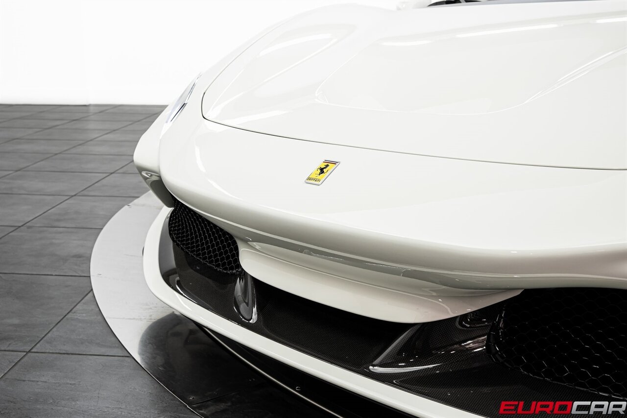 2021 Ferrari F8 Tributo Base *HUGE CARBON OPTIONS * SUSPENSION LIFTER*   - Photo 13 - Costa Mesa, CA 92626