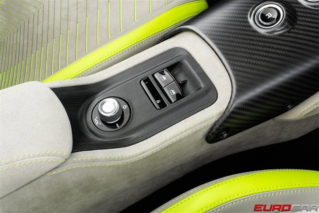 2023 Maserati MC20 Cielo  *MASSIVE $314,545 MSRP * SPECIAL FACTORY MATTE PAINT * CERAMIC BRAKES* - Photo 40 - Costa Mesa, CA 92626