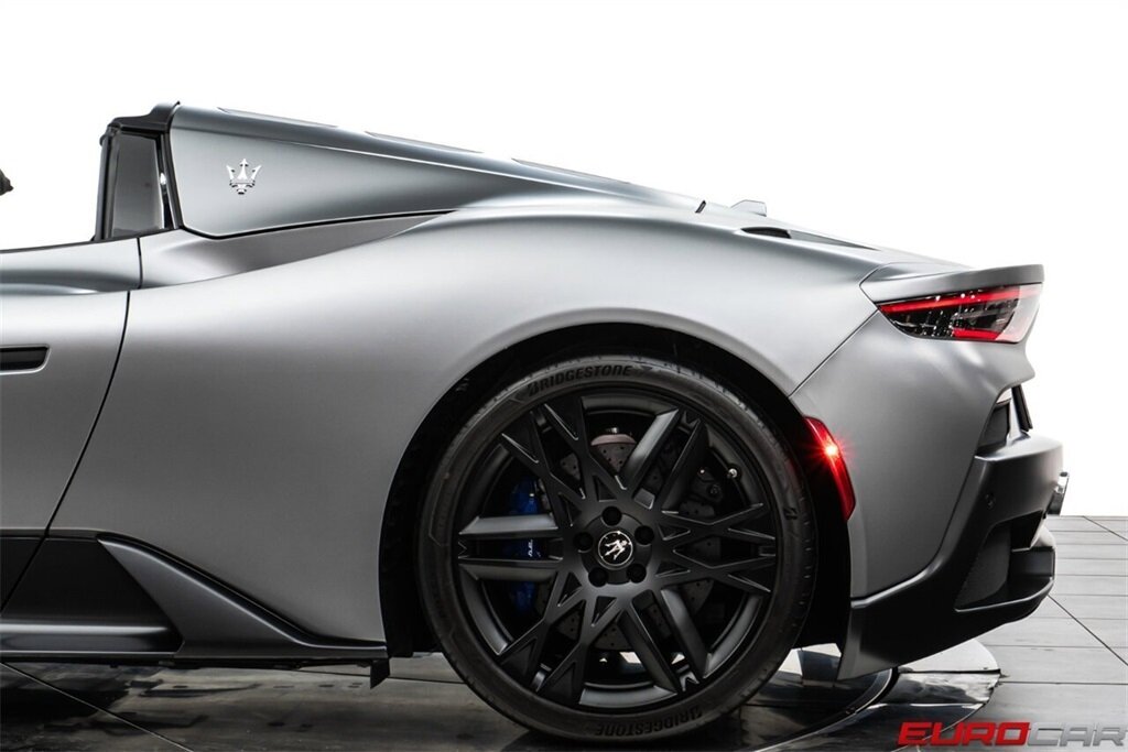 2023 Maserati MC20 Cielo  *MASSIVE $314,545 MSRP * SPECIAL FACTORY MATTE PAINT * CERAMIC BRAKES* - Photo 20 - Costa Mesa, CA 92626