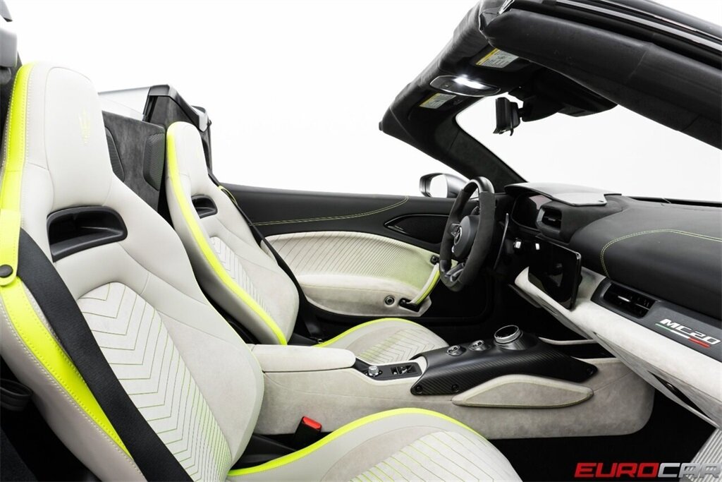 2023 Maserati MC20 Cielo  *MASSIVE $314,545 MSRP * SPECIAL FACTORY MATTE PAINT * CERAMIC BRAKES* - Photo 45 - Costa Mesa, CA 92626