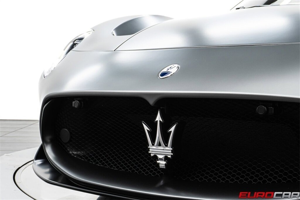2023 Maserati MC20 Cielo  *MASSIVE $314,545 MSRP * SPECIAL FACTORY MATTE PAINT * CERAMIC BRAKES* - Photo 15 - Costa Mesa, CA 92626