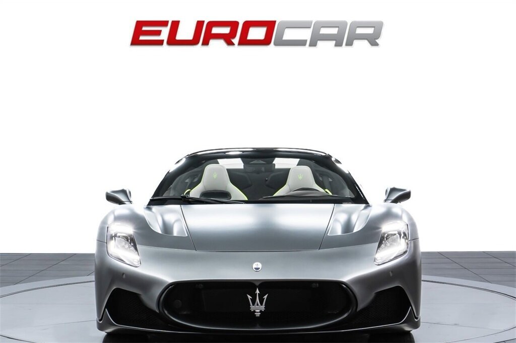 2023 Maserati MC20 Cielo  *MASSIVE $314,545 MSRP * SPECIAL FACTORY MATTE PAINT * CERAMIC BRAKES* - Photo 10 - Costa Mesa, CA 92626