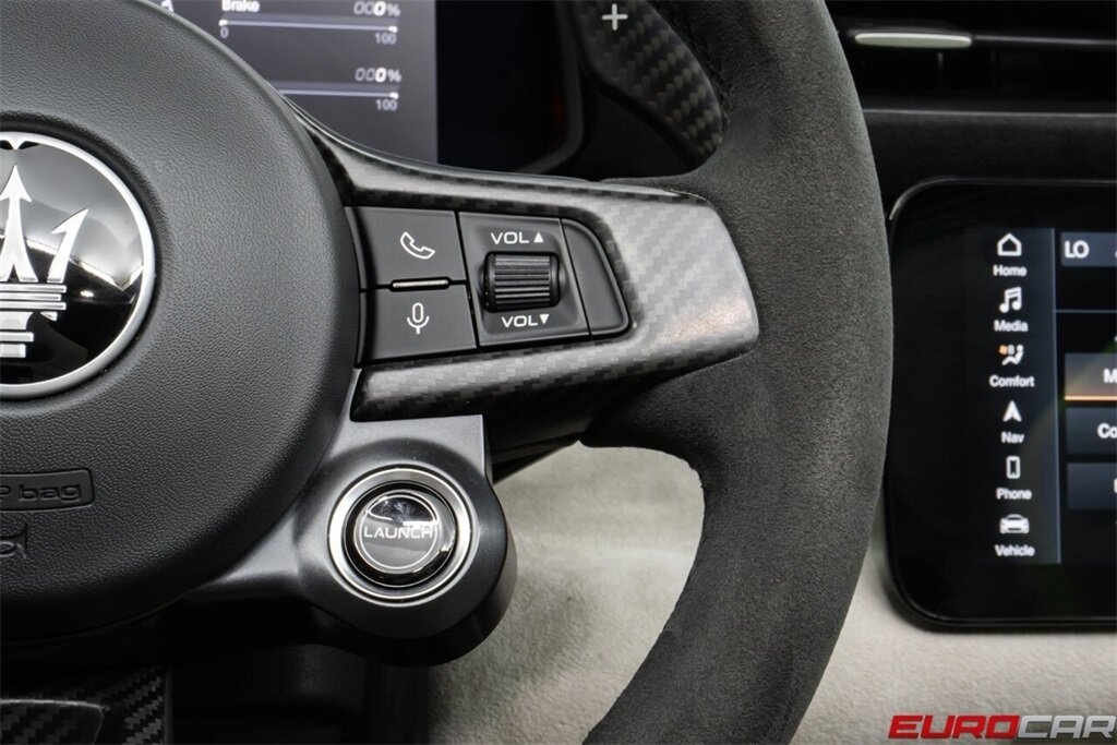 2023 Maserati MC20 Cielo  *MASSIVE $314,545 MSRP * SPECIAL FACTORY MATTE PAINT * CERAMIC BRAKES* - Photo 37 - Costa Mesa, CA 92626