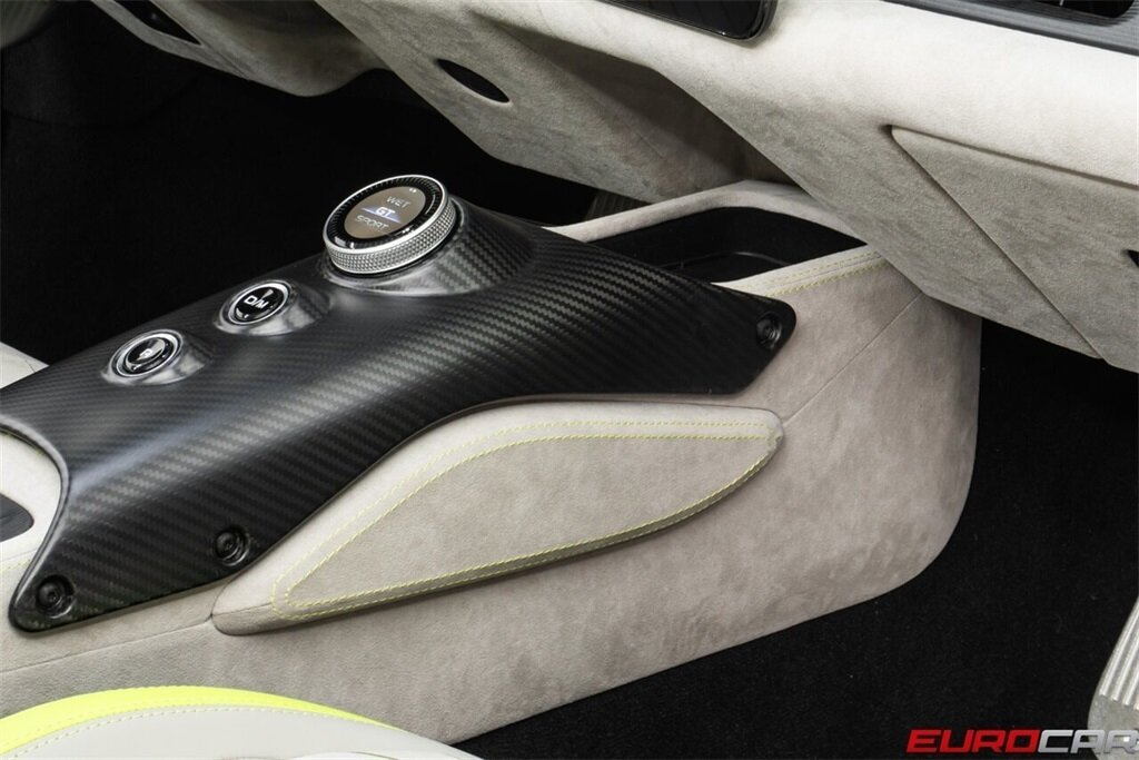 2023 Maserati MC20 Cielo  *MASSIVE $314,545 MSRP * SPECIAL FACTORY MATTE PAINT * CERAMIC BRAKES* - Photo 44 - Costa Mesa, CA 92626