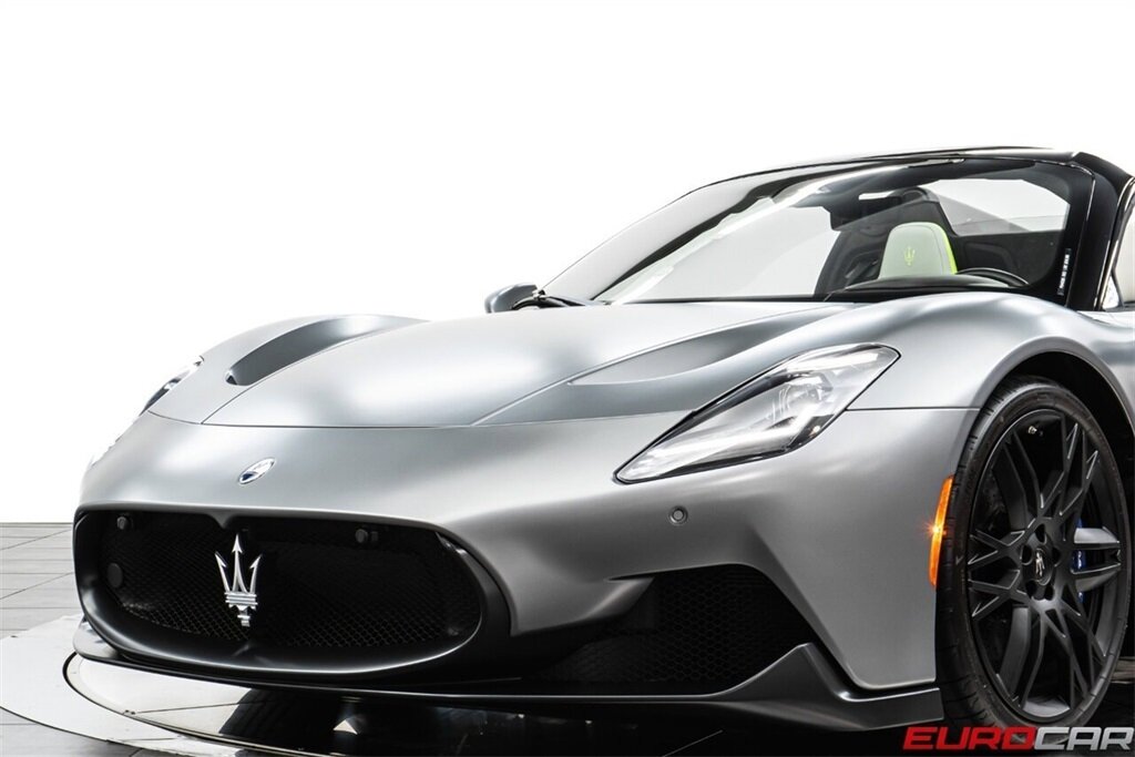 2023 Maserati MC20 Cielo  *MASSIVE $314,545 MSRP * SPECIAL FACTORY MATTE PAINT * CERAMIC BRAKES* - Photo 16 - Costa Mesa, CA 92626